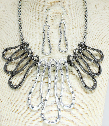 THE LUXE NK GLAM GIRL CUSTOM JEWELRY COLLECTION - NIKOLE'S CUSTOM NECKLACE SETS - VOLUME 1